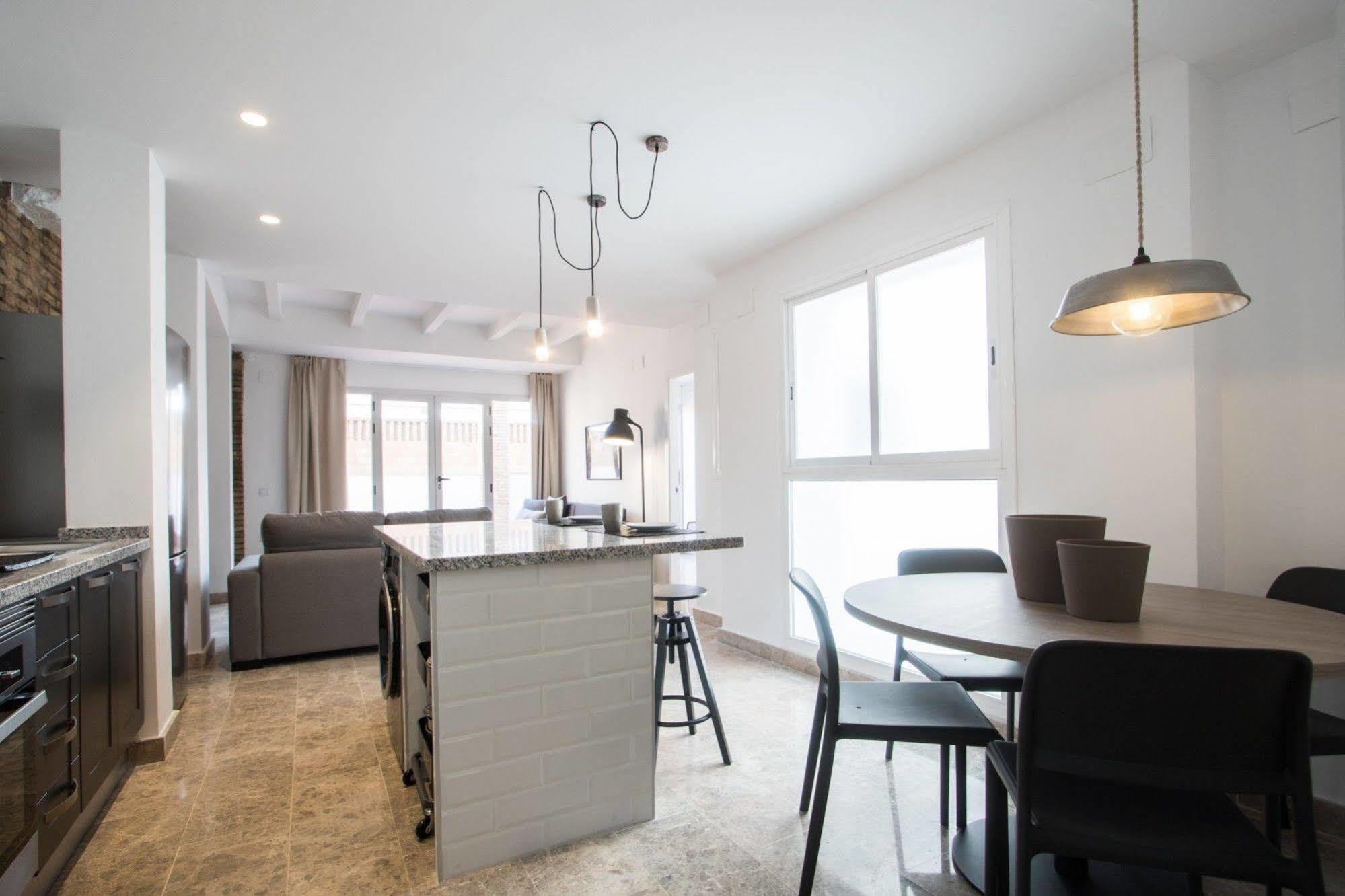 Flatsforyou Marina Playa Valencia Ngoại thất bức ảnh